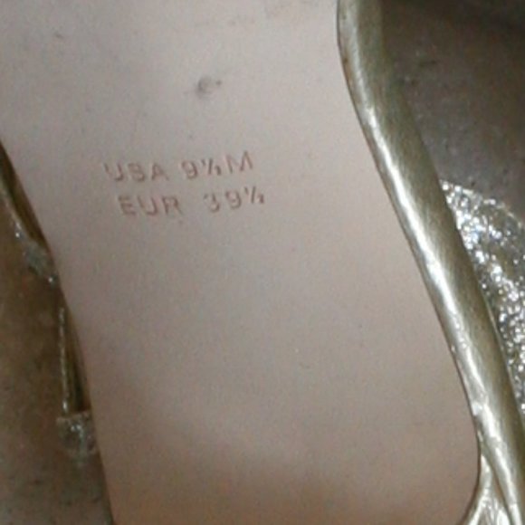 Adrianna Papell Boutique Gold Strap Heels  Size 9.5  M - Picture 8 of 9